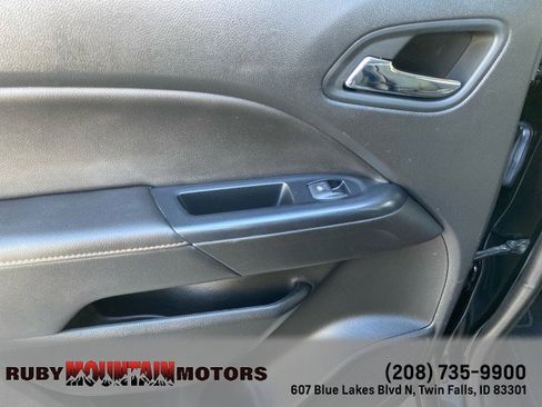 Used 2021 GMC Canyon AT4 image 22