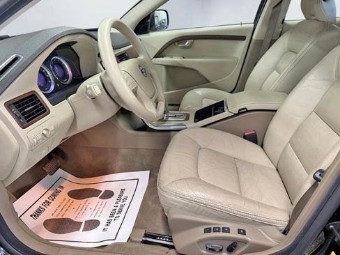 Used 2011 Volvo XC70 3.2 image 15