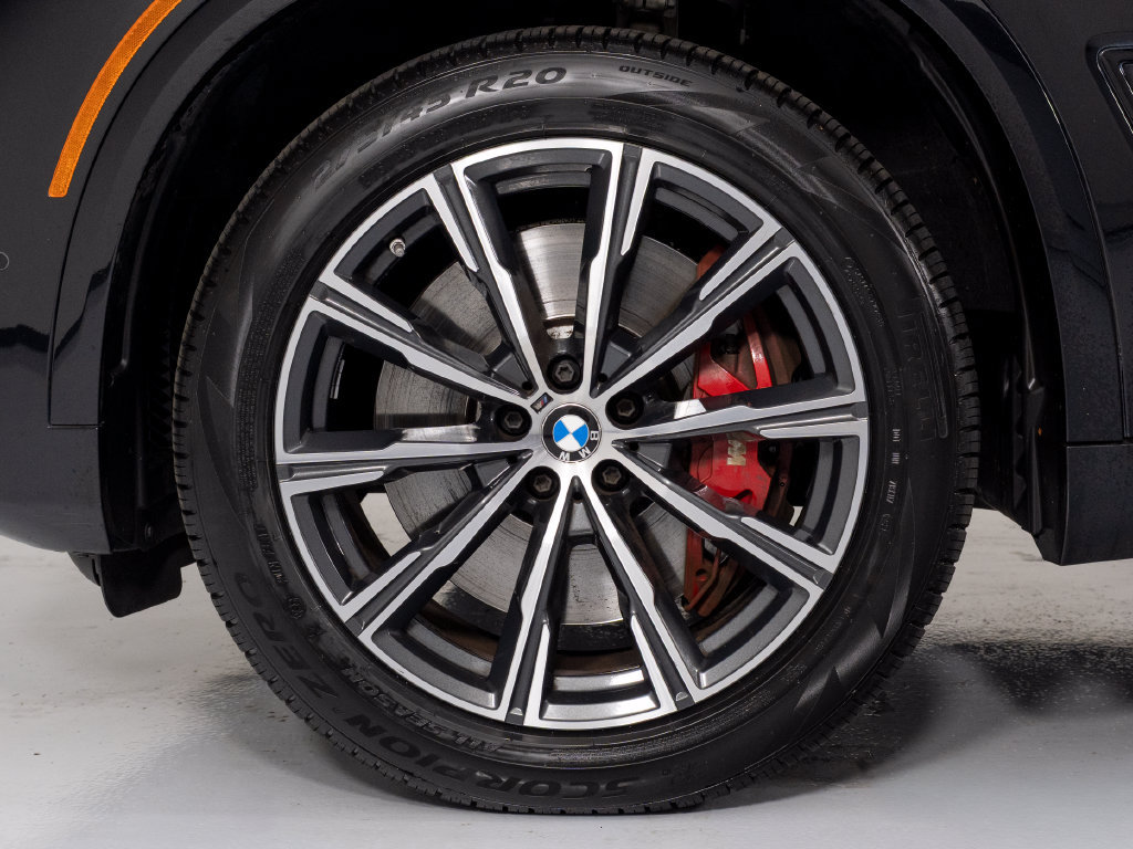 Used 2023 BMW X5 M50i w/ Executive Package AWD/4WD image 11