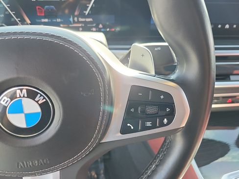 Used 2024 BMW X6 xDrive40i w/ M Sport Professional Package AWD/4WD image 27