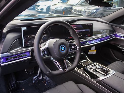 New 2026 BMW i7 eDrive50 w/ M Sport Package image 17