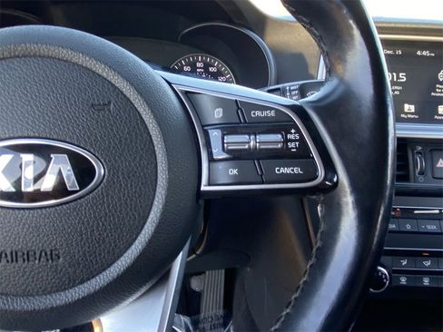 Used 2020 Kia Optima SE image 10