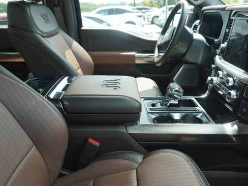 Used 2025 Ford F150 King Ranch w/ FX4 Off-Road Package AWD/4WD image 9