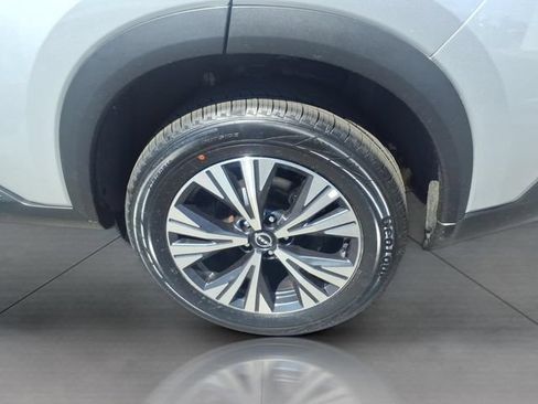 Used 2023 Nissan Rogue SV AWD/4WD image 24