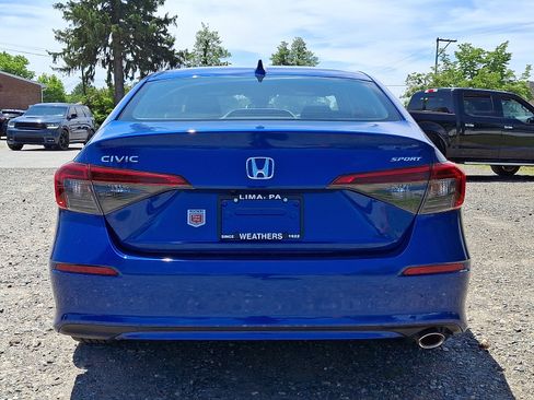 Used 2023 Honda Civic Sport image 6