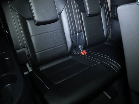 Used 2023 Volkswagen Atlas SE w/ Panoramic Sunroof Package AWD/4WD image 33