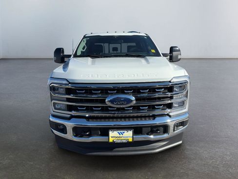 Used 2024 Ford F350 Lariat image 8