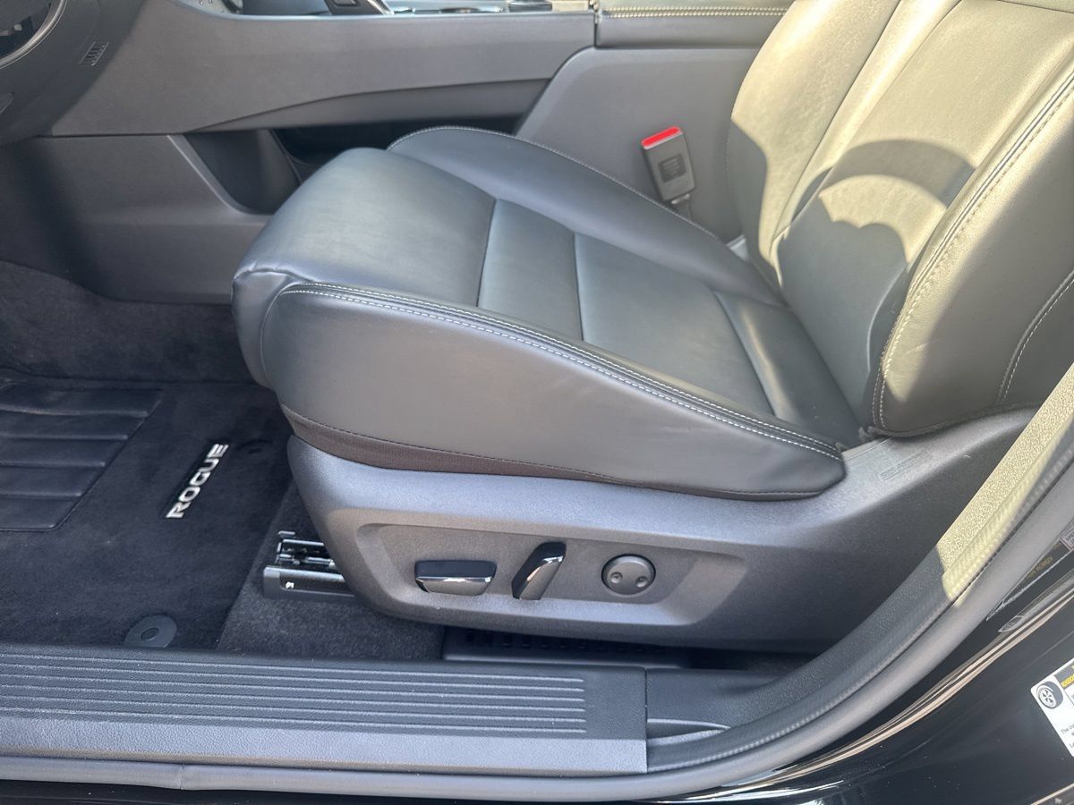 Used 2023 Nissan Rogue SV w/ SV Premium B Package AWD/4WD image 15