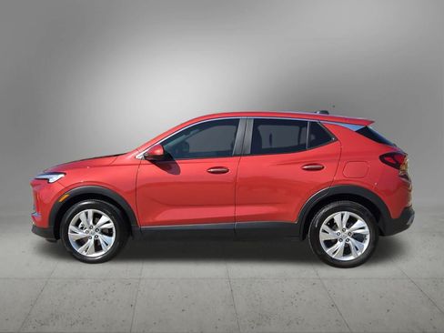 Used 2024 Buick Encore GX Preferred w/ Advanced Technology Package FWD image 3