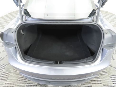 Used 2025 Tesla Model 3 Long Range image 28