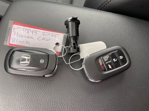 Used 2025 Honda CR-V EX-L image 45