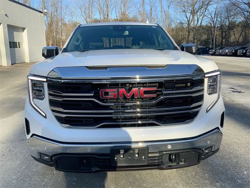 Used 2023 GMC Sierra 1500 SLT w/ SLT Premium Plus Package image 42