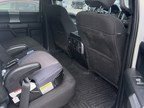 Used 2017 Ford F150 XLT w/ Equipment Group 302A Luxury image 9