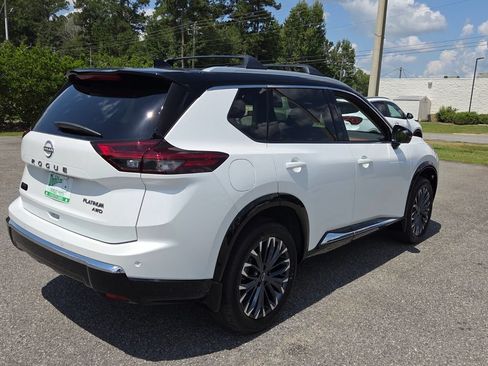 New 2026 Nissan Rogue Platinum AWD/4WD image 10