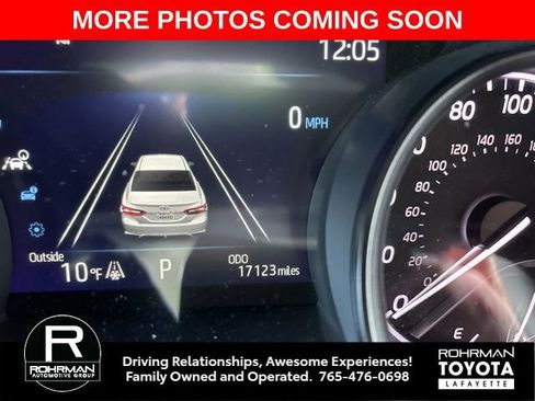 Used 2023 Toyota Camry SE image 9