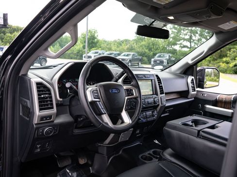 Used 2018 Ford F150 Lariat w/ Equipment Group 501A Mid AWD/4WD image 12