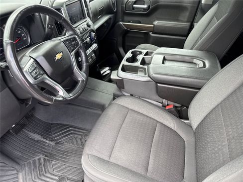 Used 2022 Chevrolet Silverado 1500 LT w/ Z71 Off-Road Package AWD/4WD image 10