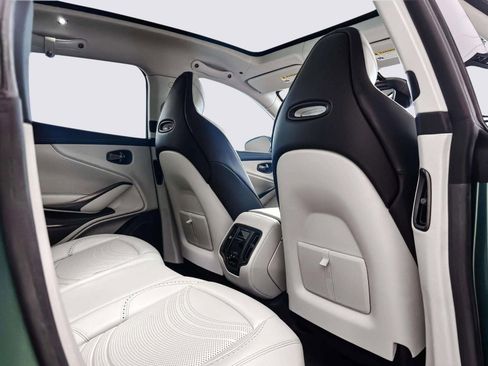 Used 2024 Aston Martin DBX 707 image 42