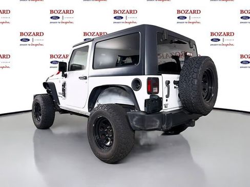 Used 2018 Jeep Wrangler Sport AWD/4WD image 6