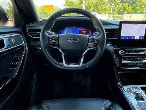 Used 2021 Ford Explorer ST w/ ST Street Pack AWD/4WD image 5