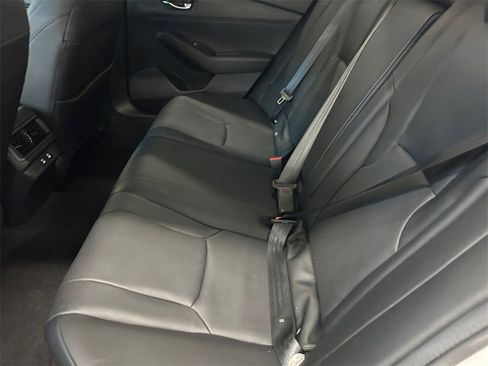 Used 2023 Honda Accord EX-L image 13