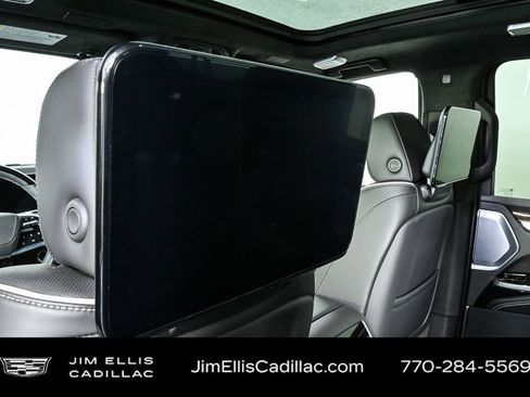 Certified 2025 Cadillac Escalade ESV Sport Platinum w/ LPO, ONYX Package image 20