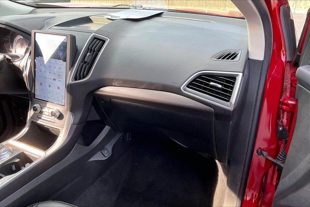 Certified 2024 Ford Edge SEL AWD/4WD image 15