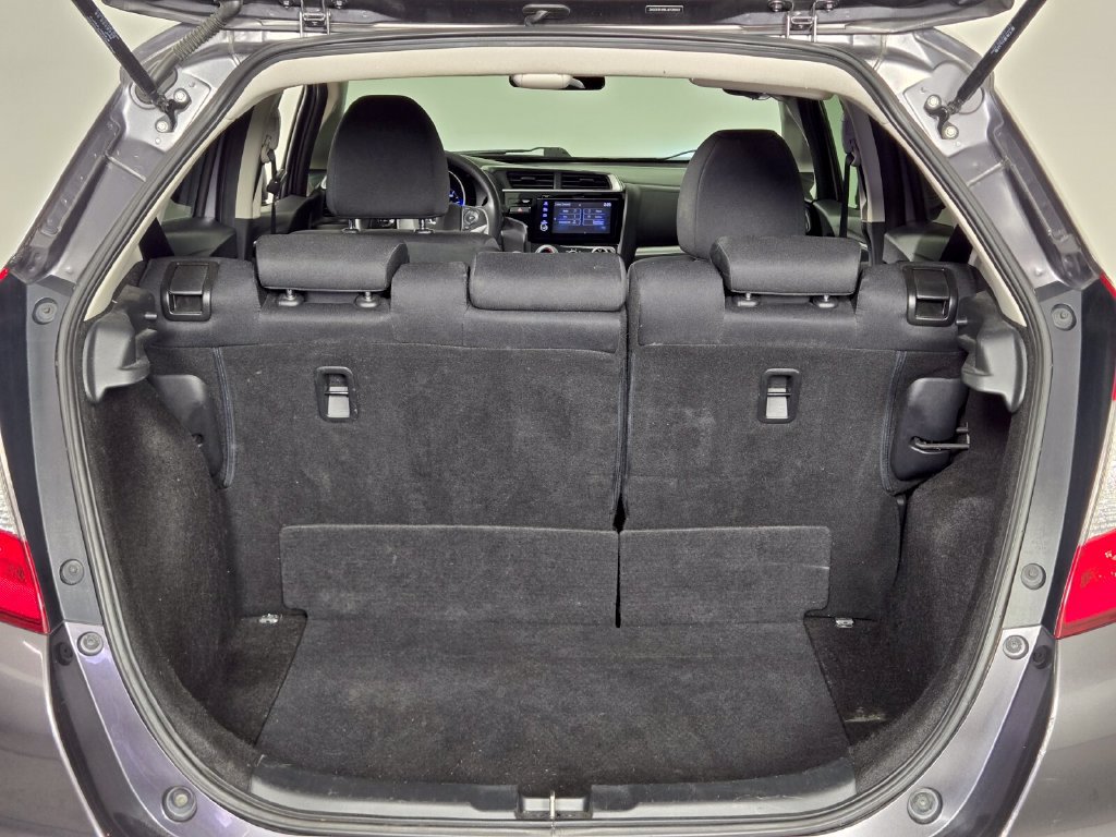 Used 2020 Honda Fit EX image 19