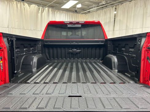 Used 2025 Chevrolet Silverado 1500 ZR2 w/ Technology Package image 26