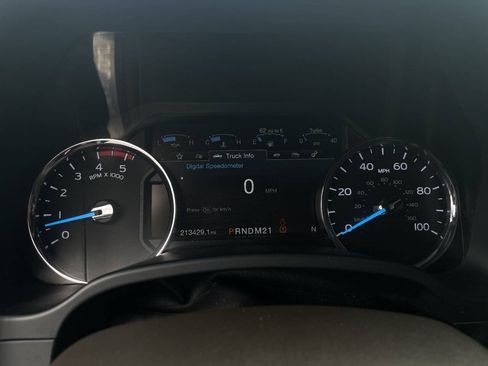 Used 2017 Ford F250 King Ranch w/ FX4 Off-Road Package AWD/4WD image 12