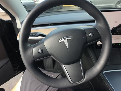Used 2023 Tesla Model 3 Standard Range RWD image 16