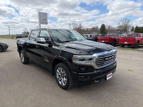 Used 2023 RAM 1500 Limited AWD/4WD image 4