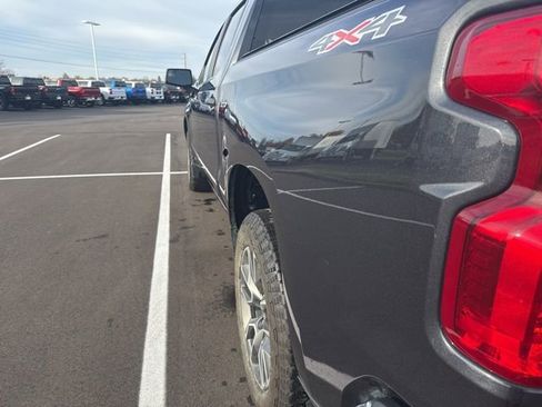 Used 2024 Chevrolet Silverado 1500 LT image 14