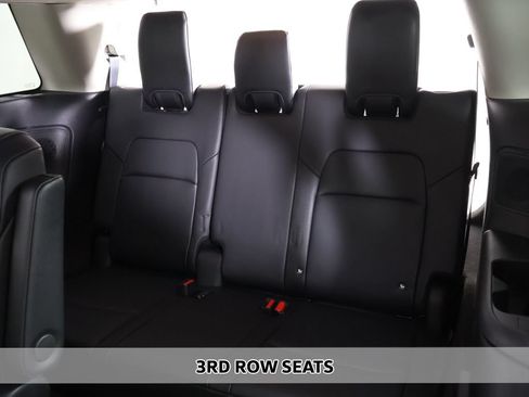 Used 2023 Nissan Pathfinder SL w/ SL Premium Package AWD/4WD image 11