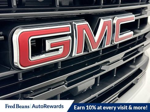 New 2026 GMC Sierra 1500 Elevation w/ Elevation Premium Package image 19