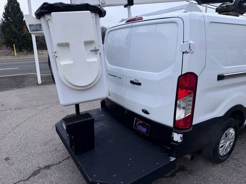 Used 2023 Ford Transit 250 Low Roof RWD image 39