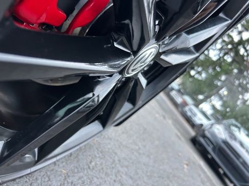 Used 2020 Volkswagen GTI Autobahn image 34