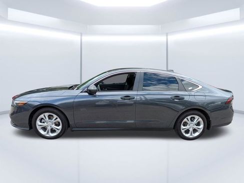 Used 2025 Honda Accord LX image 7