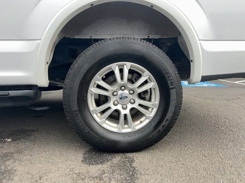 Used 2016 Ford F150 Lariat w/ Equipment Group 501A Mid image 10