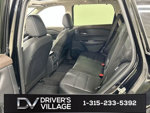 Used 2023 Nissan Rogue SV w/ SV Premium B Package AWD/4WD image 20