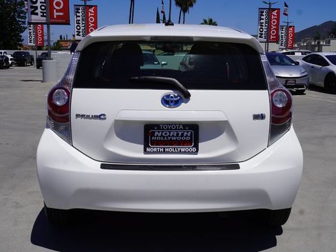 Used 2012 Toyota Prius C Three FWD image 6