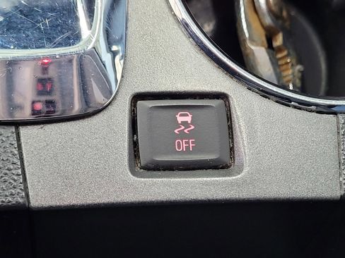 Used 2015 GMC Terrain SLT image 14