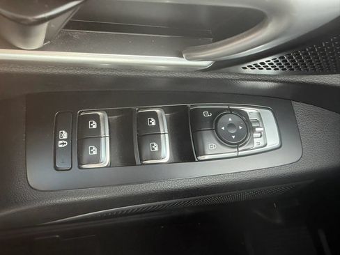 Used 2020 Kia Telluride S w/ S 8 Passenger Seating Package AWD/4WD image 26