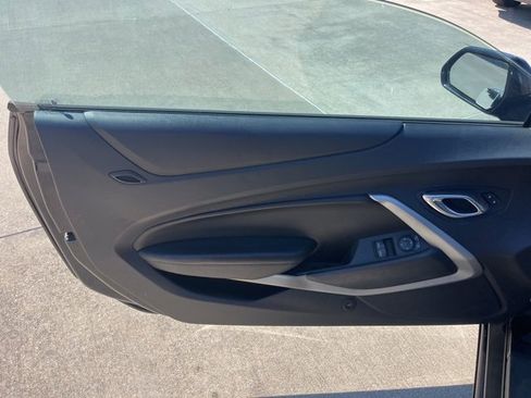 Used 2018 Chevrolet Camaro LT image 11