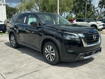 New 2025 Nissan Pathfinder SL