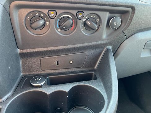 Used 2016 Ford Transit 150 XLT image 37