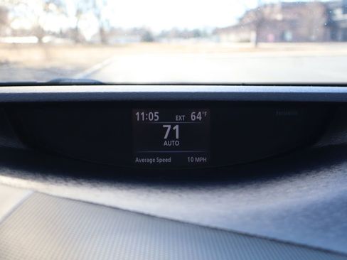 Used 2014 Toyota Venza XLE image 38