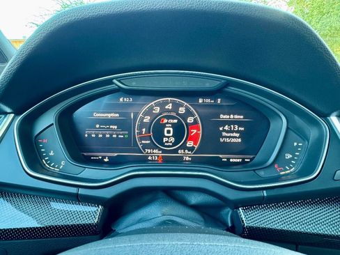 Used 2019 Audi SQ5 Prestige w/ Prestige Package image 17