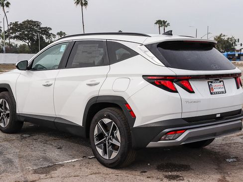 New 2026 Hyundai Tucson SEL FWD image 9