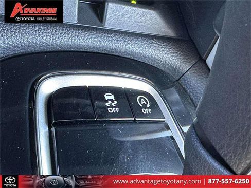 Certified 2024 Toyota Corolla Cross XLE image 37